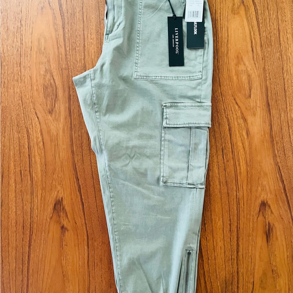 Liverpool Olive Ankle Cargo Pants